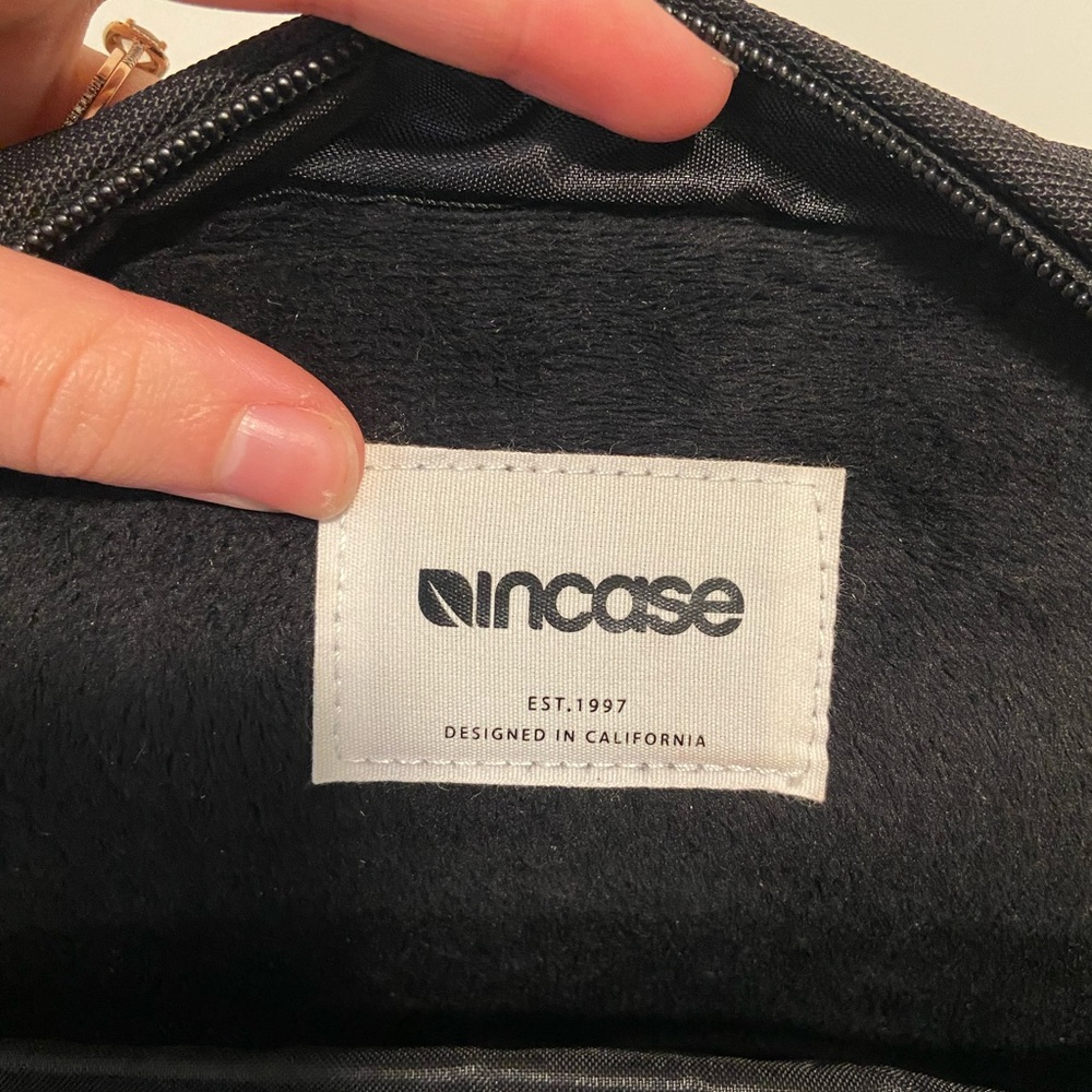 New | Incase Path Backpack Solid Black Heavy Duty - image 8